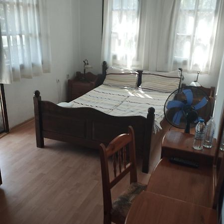 Villa Nasco Golden Sands Bagian luar foto