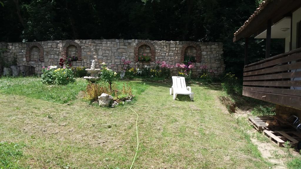 Villa Nasco Golden Sands Bagian luar foto