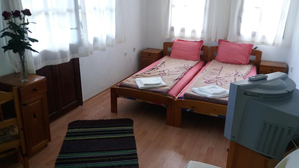 Villa Nasco Golden Sands Bagian luar foto